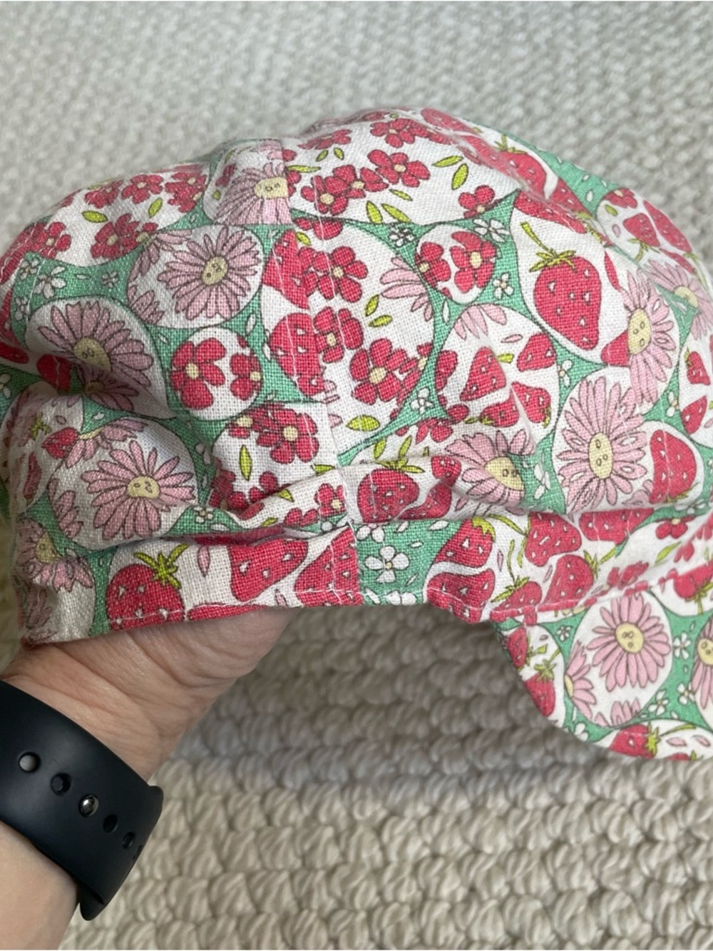 Hand-crafted cotton hat - Picture 7 of 15